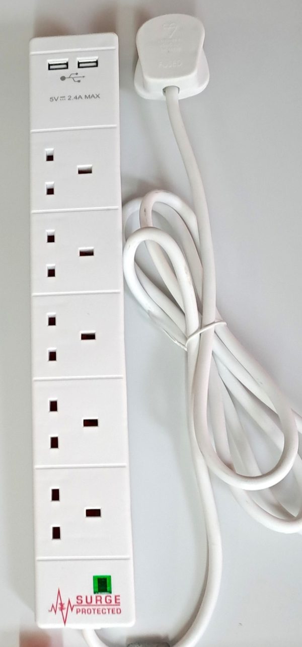 white extension lead with 5 gangs & 2 USB ports 2m cable Antisurge/spike protection